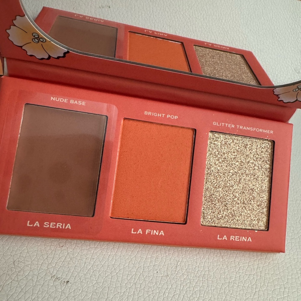 Alamar Viva Las Cheekas Cheek Palette - Medium/Tan